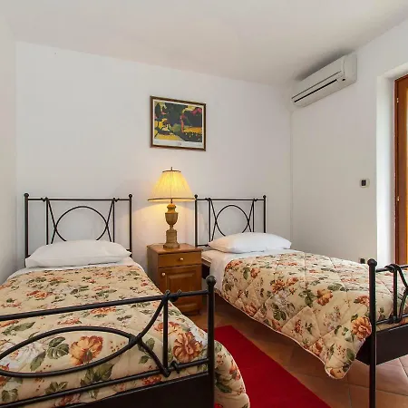 Villa Villa Marina By Interhome